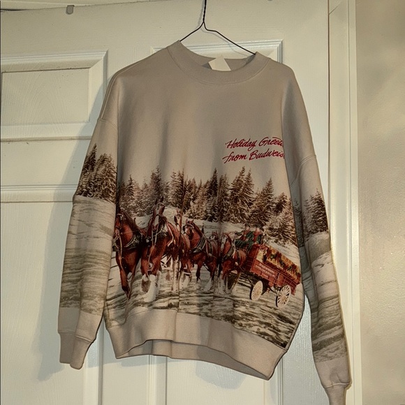 Abercrombie & Fitch Other - TikTok viral Abercrombie Budweiser crewneck NWT